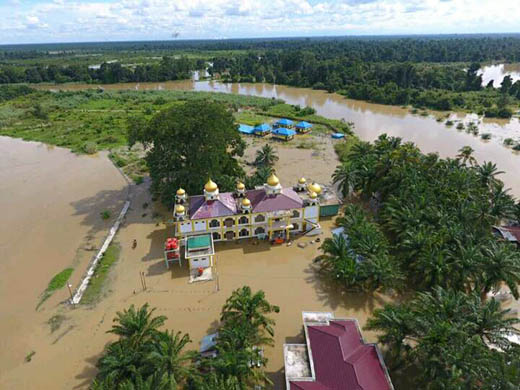 Pelajar di Bonai Darussalam Tiga Hari Libur Akibat Banjir Belum Surut